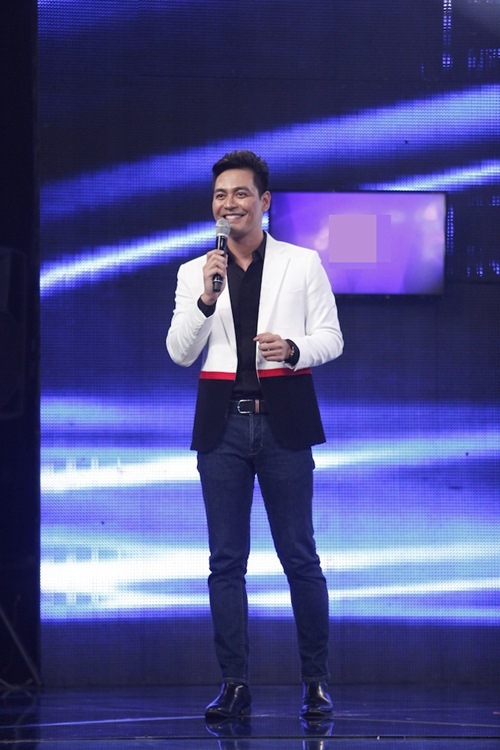 Vietnam Idol: Bằng Kiều bị quot;dìm hàngquot; về chiều cao khiêm tốn - 2