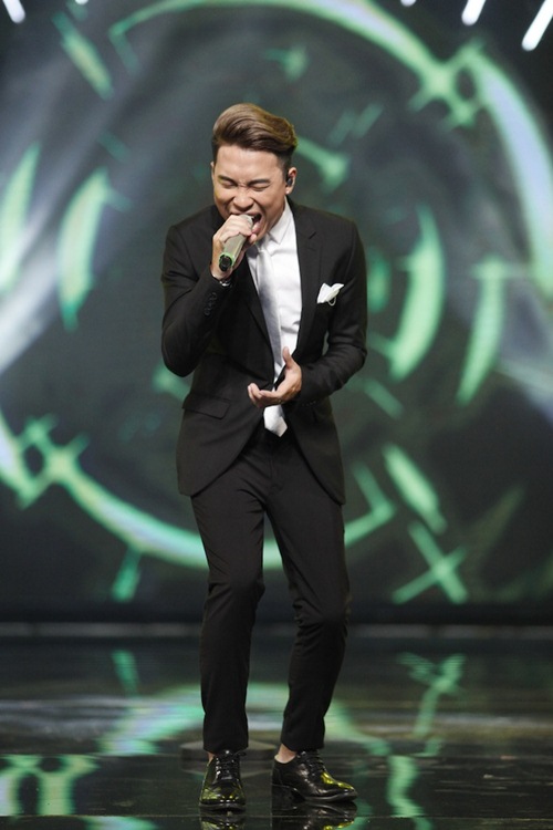 Vietnam Idol: Bằng Kiều bị quot;dìm hàngquot; về chiều cao khiêm tốn - 13