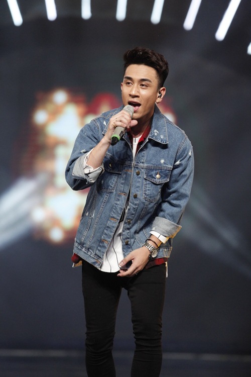 Vietnam Idol: Bằng Kiều bị quot;dìm hàngquot; về chiều cao khiêm tốn - 15