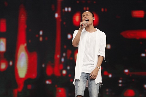 Vietnam Idol: Bằng Kiều bị quot;dìm hàngquot; về chiều cao khiêm tốn - 10