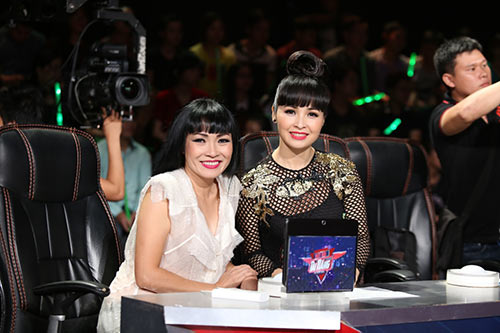 Trang Nhung quot;nhà trăm tỷquot; đẹp mặn mà bên Phương Thanh - 5