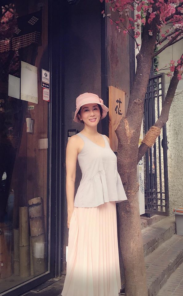 Thời trang đường phố sao Việt tuần qua: Mỹ Tâm quot;lột xácquot; với tóc tím ở tuổi 35 - 20