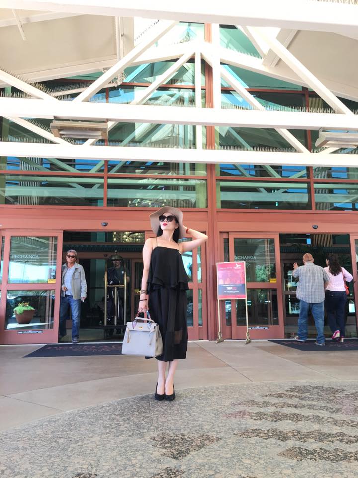 Thời trang đường phố sao Việt tuần qua: Mỹ Tâm quot;lột xácquot; với tóc tím ở tuổi 35 - 15