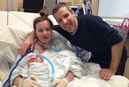 Mẹ bất tỉnh suốt 45 ngày sau sinh vì không tiêm phòng cúm trong thai kỳ - 1