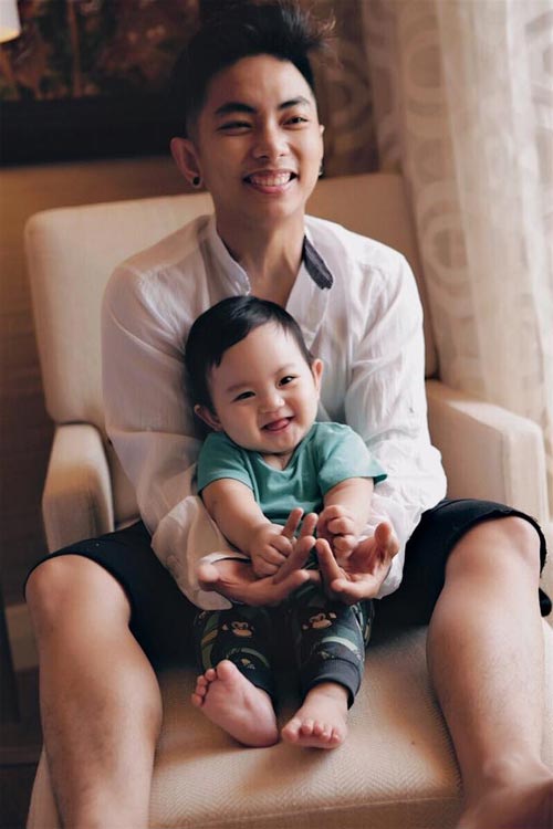 “Phát cuồng” với những biểu cảm cực đáng yêu của bố con Phan Hiển - 3
