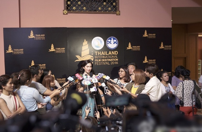 quot;Hoa hậu chuyển giớiquot; Nong Poy chưa bao giờ đẹp đến thế! - 5