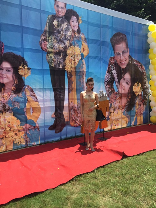 Khánh Thi, Vy Oanh, Lâm Chi Khanh lộng lẫy dự đám cưới MC Thanh Bạch ở quê - 6