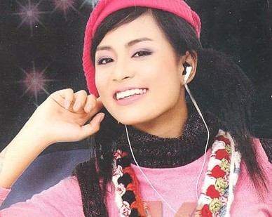 Thời trang sao Việt thời xưa: Không photoshop, Hoàng Thuỳ Linh vẫn đẹp mòn mắt - 11