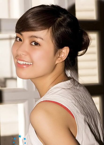 Thời trang sao Việt thời xưa: Không photoshop, Hoàng Thuỳ Linh vẫn đẹp mòn mắt - 9