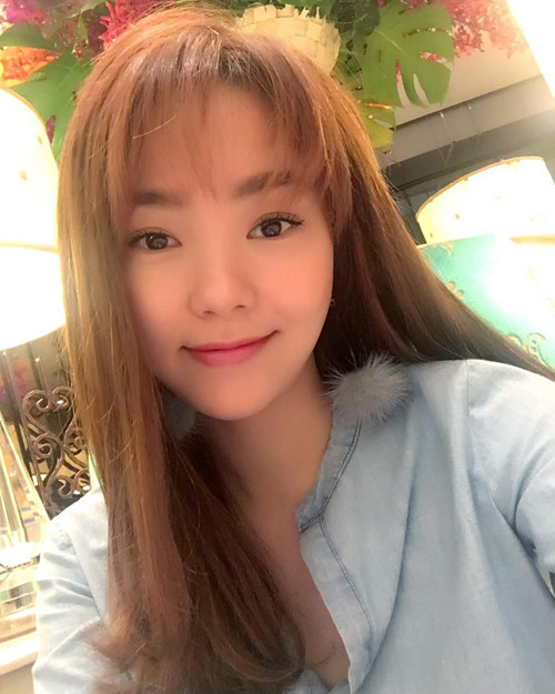 Tuyệt chiêu để khiến tóc mái thưa cong phồng đều đẹp - 2