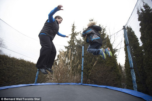 Những vụ sinh con từ tinh trùng hiến tặng khiến cha mẹ bàng hoàng - 4