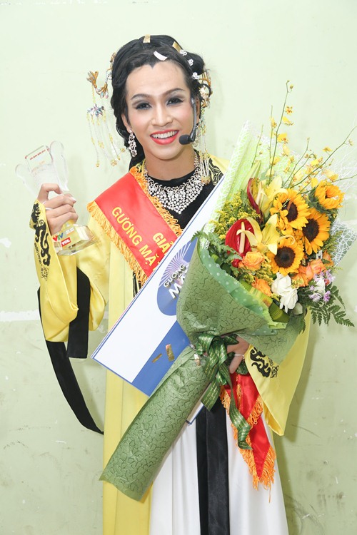 Bạch Công Khanh mong đổi đời nhờ Gương mặt thân quen - 1