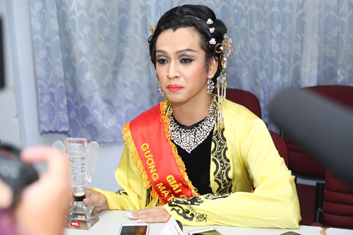 Bạch Công Khanh mong đổi đời nhờ Gương mặt thân quen - 2