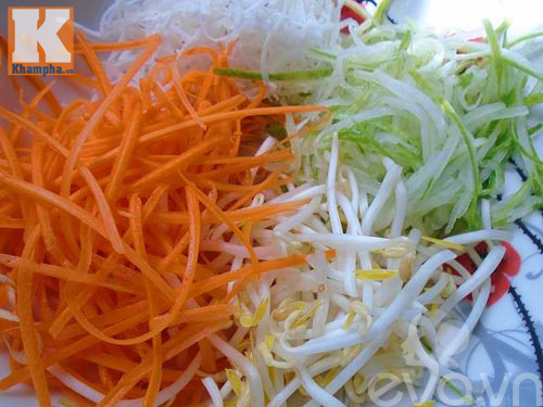 Bữa sáng đổi vị với bún gà xào sả ớt - 5