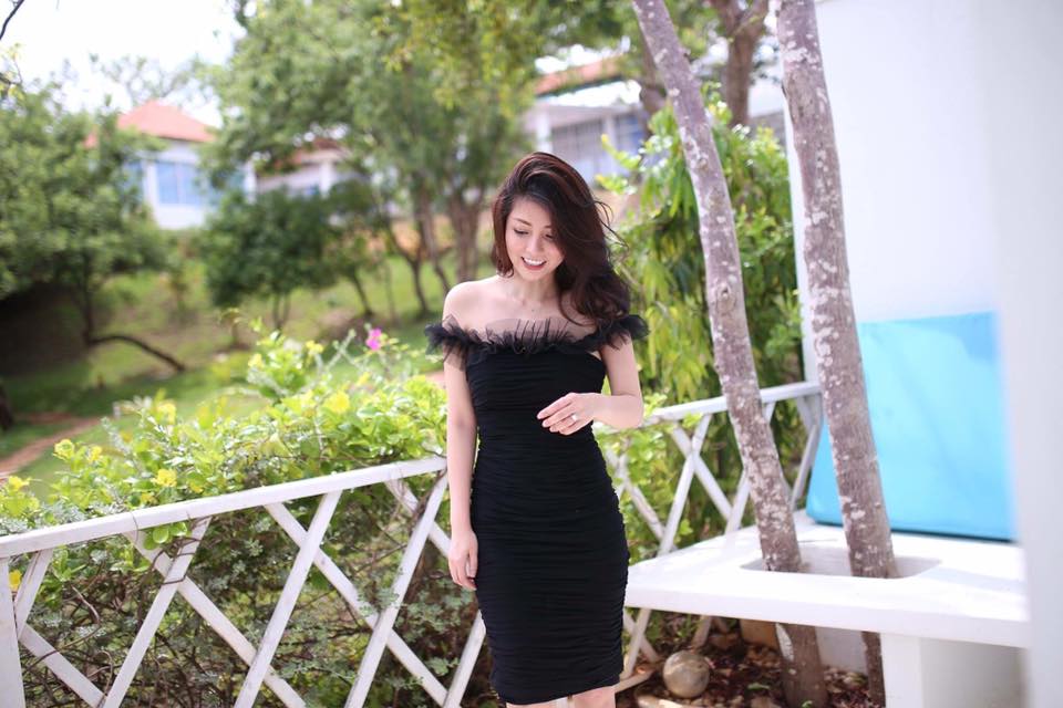 Bà mẹ 44 tuổi như chị với em khi đứng cạnh con gái 22 tuổi - 6