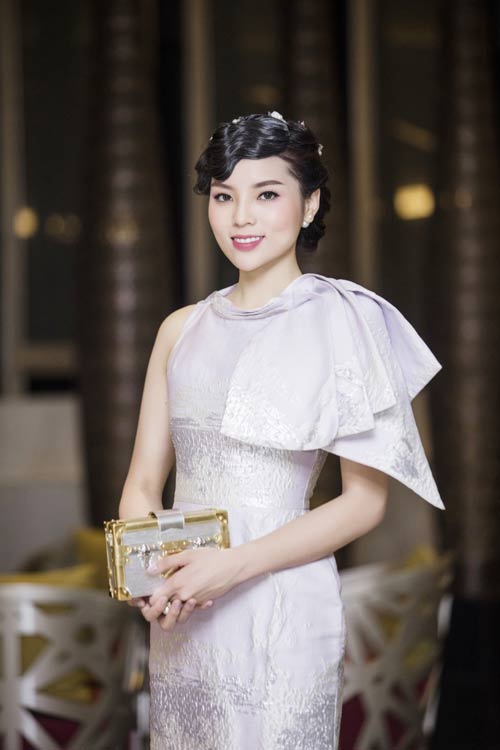 Hoa hậu Kỳ Duyên: - Xin lỗi quá nhiều, ai còn tin? - 4