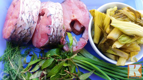Thơm ngon, đậm đà trong từng miếng cá kho dưa - 1