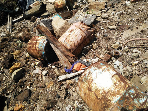 Phát hiện thêm 5 điểm đổ rác thải trái phép từ Formosa - 3