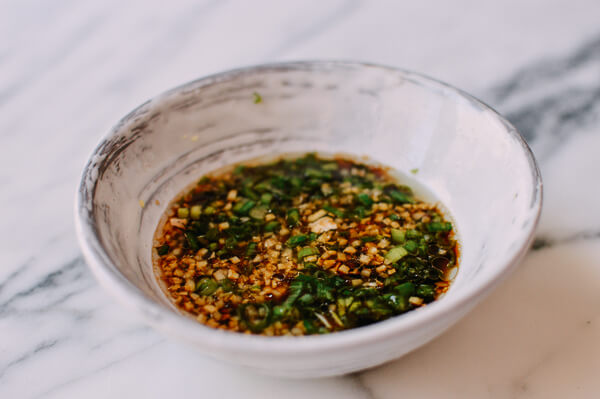 Mẹo làm nước chấm tôm luộc, hấp siêu ngon - 5