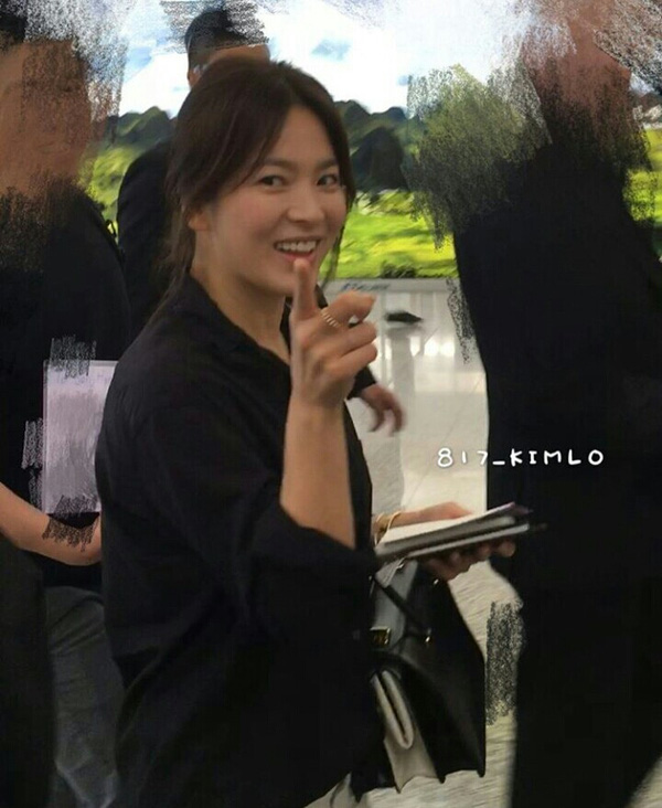 Ngôi sao 24/7: quot;Bác sĩ Kangquot; Song Hye Kyo tăng cân nhanh trông thấy - 2