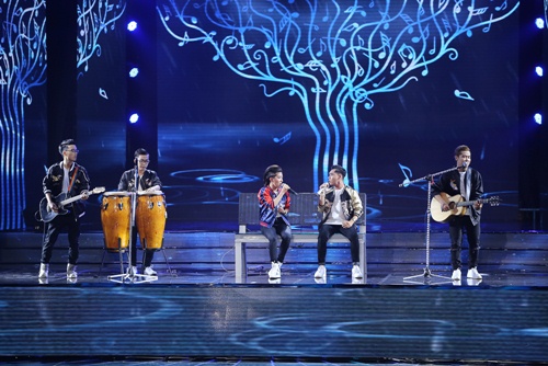 X-Factor 2016: Tùng Dương bực tức, phản đối gay gắt bài hát của Dương Khắc Linh ngay trên sóng trực tiếp! - 10