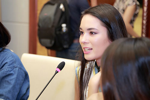 Scandal của các hoa hậu thành đề tài quot;nóngquot; với thí sinh HH Bản sắc Việt - 1