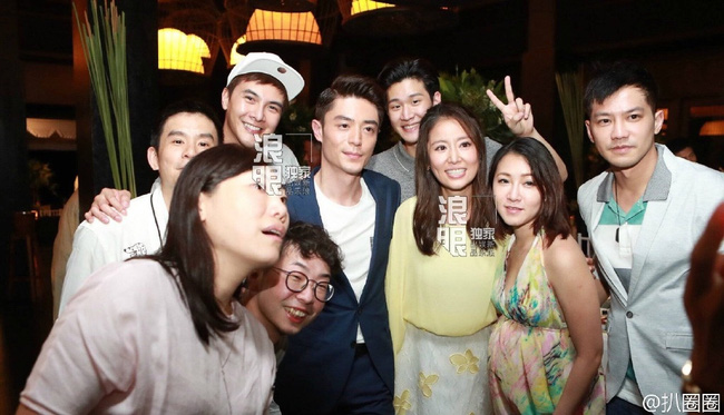 Hoắc Kiến Hoa nắm chặt tay Lâm Tâm Như trong tiệc trước đám cưới - 4