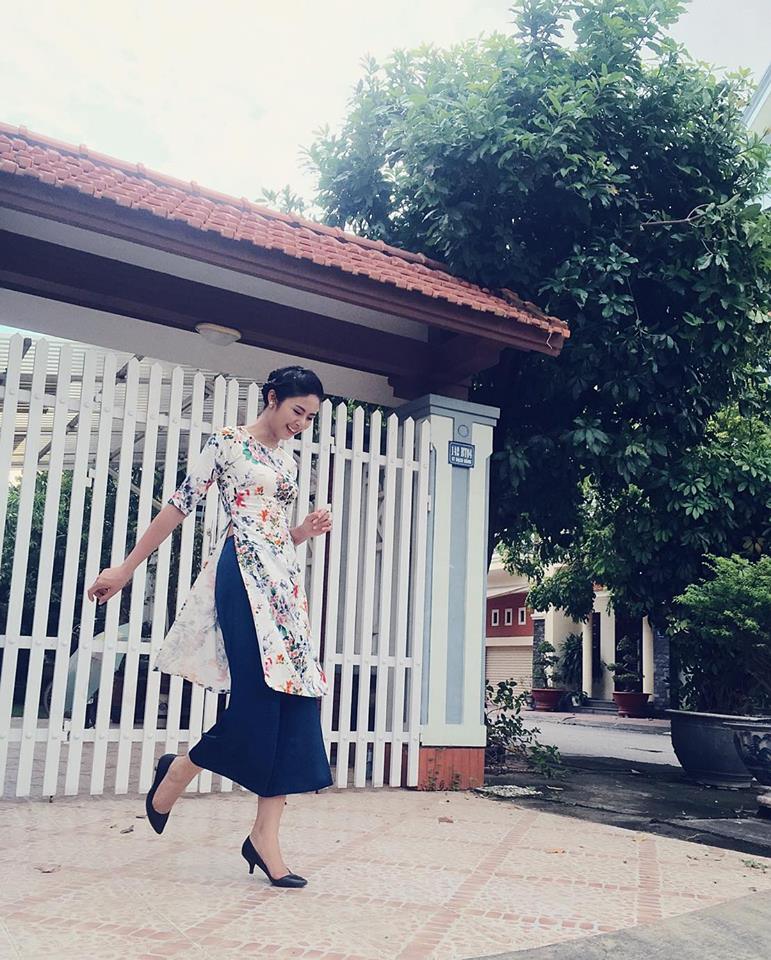 Thời trang sao Việt đẹp tuần qua: Ly Kute hút fan ầm ầm khi khoe dáng sau sinh - 16