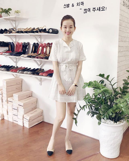 Thời trang sao Việt đẹp tuần qua: Ly Kute hút fan ầm ầm khi khoe dáng sau sinh - 1