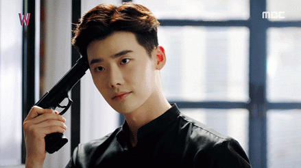 Lee Jong Suk: Nam thần xứ Hàn chuyên đóng phim quot;không bình thườngquot; - 26