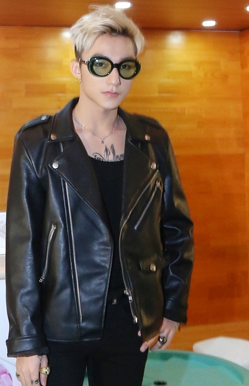 Sơn Tùng M-TP im lặng trước scandal quot;đạoquot; nhạc và vũ đạo - 1