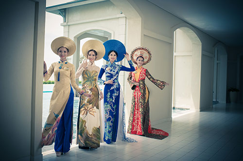 Hiền Thục, Ái Phương quot;đốt nóngquot; chung kết Hoa hậu Bản sắc Việt - 1