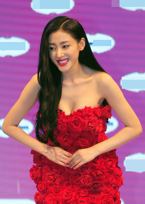 Gần 1 năm sau quot;Thái tử phi thăng chức kýquot;, Trương Thiên Ái vẫn trẻ đẹp, gợi cảm - 3