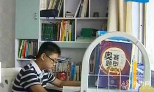 Thần đồng Trung Quốc 14 tuổi đỗ đại học top đầu - 1