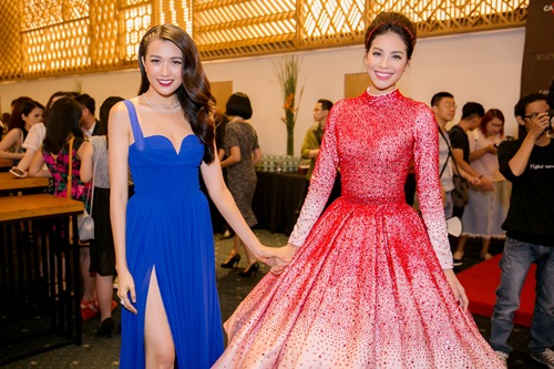 Bộ ba Phạm Hương, Hà Hồ, Lan Khuê tươi tắn đọ sắc trên thảm đỏ - 6