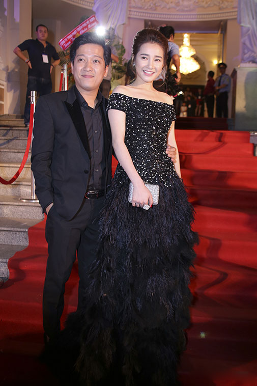 Những lần mỹ nhân Việt bị chê cười vì mặc váy nhái - 8