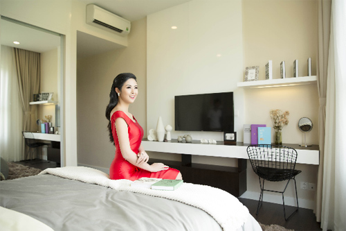 “Team” Phạm Hương thêm nhiều mỹ nhân - 5