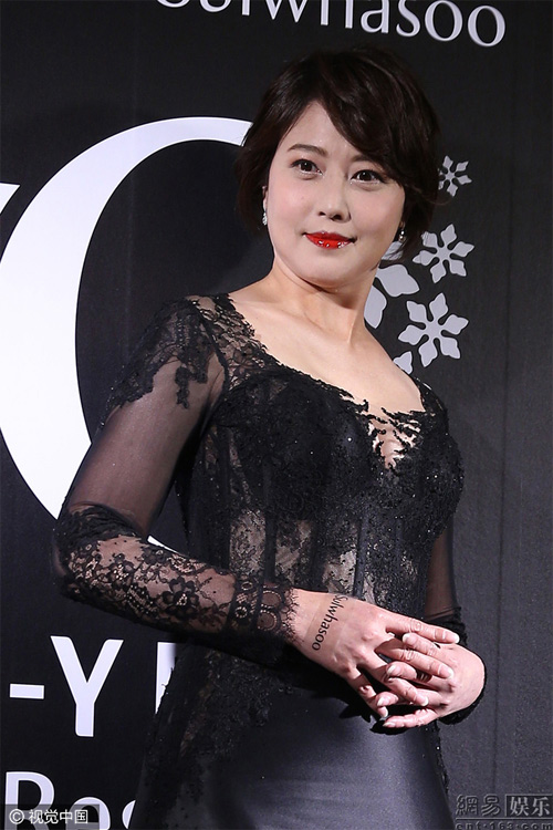 quot;Thục Phiquot; Châu Hải My tăng cân, lộ mặt trắng bệch vì trang điểm - 4