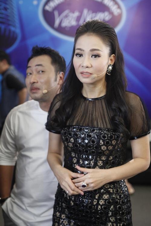 Phớt lùm xùm bị tố nợ của chồng Tây, Thu Minh vẫn vui vẻ ở hậu trường chấm thi - 2