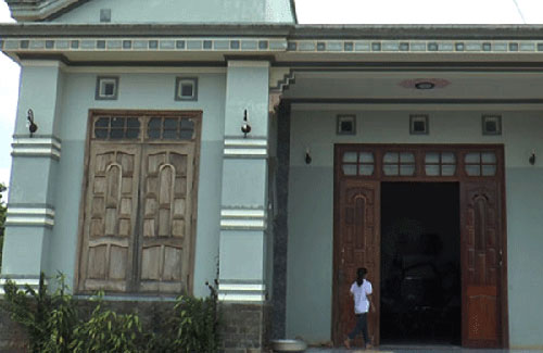 Cô dâu 17 tuổi quot;mất tích bí ẩnquot; ngay sau tiệc cưới - 1