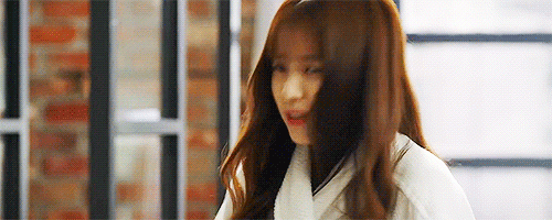 Diễn xuất gây tranh cãi của 3 nữ chính phim Hàn hot nhất gần đây - 29