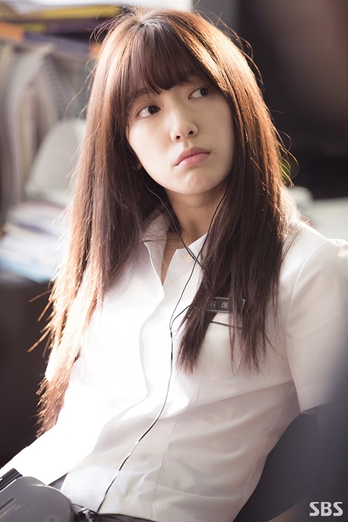 Diễn xuất gây tranh cãi của 3 nữ chính phim Hàn hot nhất gần đây - 6