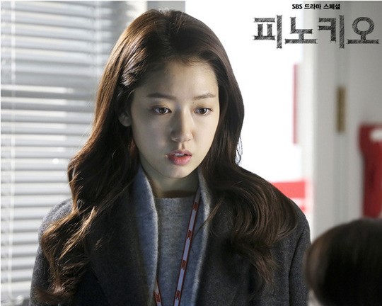 Diễn xuất gây tranh cãi của 3 nữ chính phim Hàn hot nhất gần đây - 5