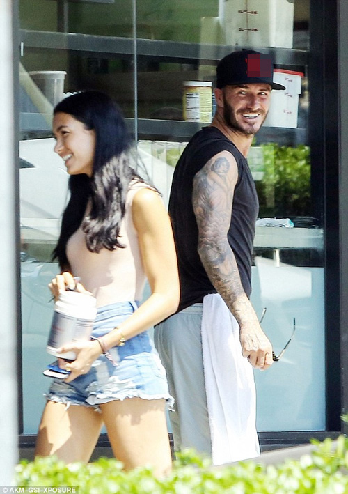 Rao bán biệt thự, sự thật chuyện Beckham và Victoria ly hôn - 3