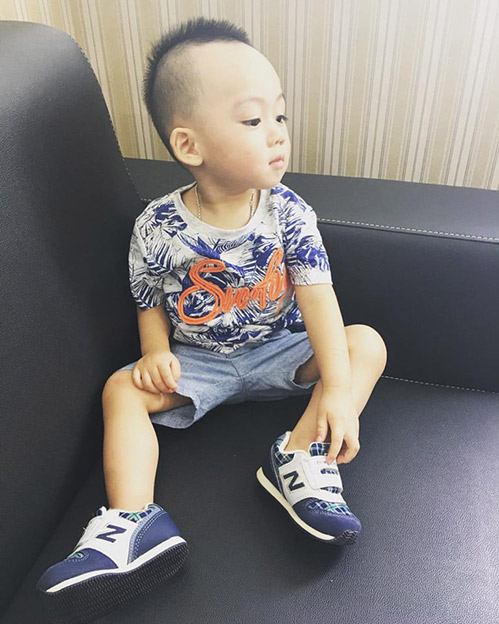 Con trai Ngọc Thạch và chồng thiếu gia càng lớn càng ra dáng hot boy - 2