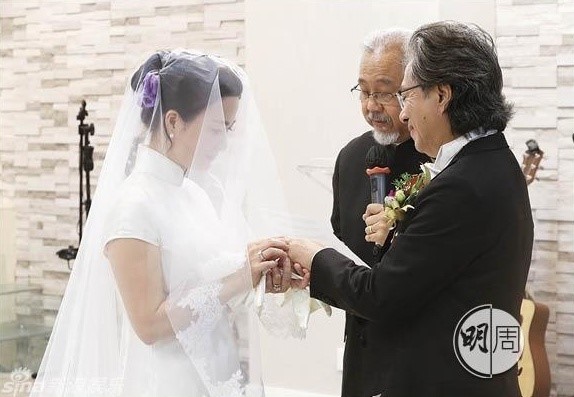 Hé lộ hình ảnh Nhạc Linh San của quot;Tiếu ngạo giang hồquot; kết hôn lần 2 - 2