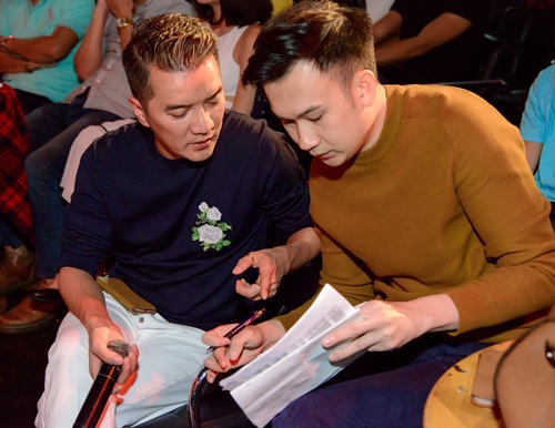 Mr Đàm vui vẻ ăn nhậu ngoài lề đường cùng Phương Uyên, Thiều Bảo Trang - 15