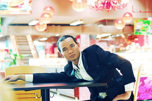 Thuỵ Vũ nhóm ACamp;M có cuộc sống bình dị bên vợ và 4 con - 9