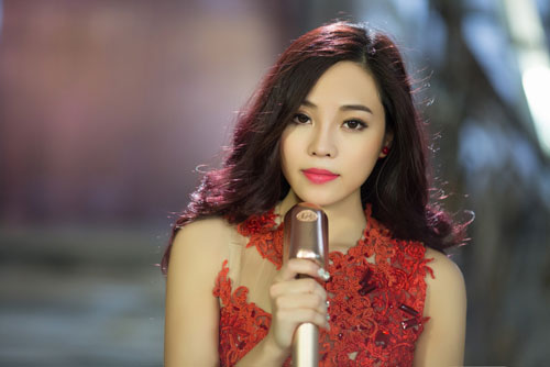 Bản sao Ngọc Khuê tại Sao Mai 2015 may mắn được Tú Dưa quot;đỡ đầuquot; - 2