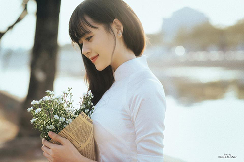 Cô giáo dạy Địa lý ở Sài Gòn bỗng quot;nổi như cồnquot; nhờ xinh đẹp - 7